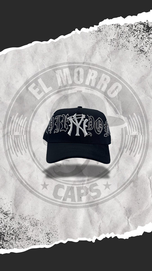 31 HATS NY CRYSTAL BLACK WHITE